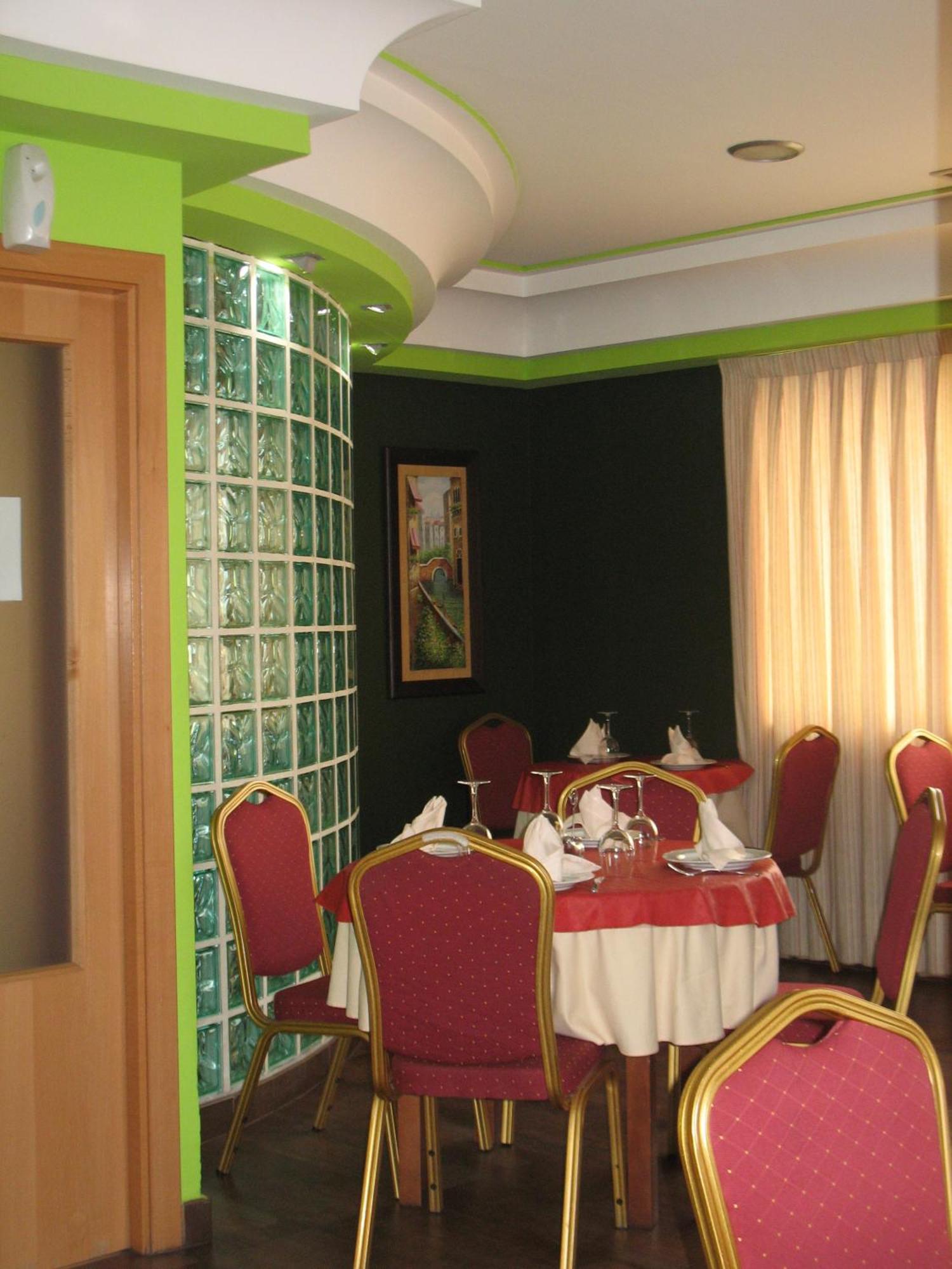 Hostal Campestre La Cistérniga Екстериор снимка