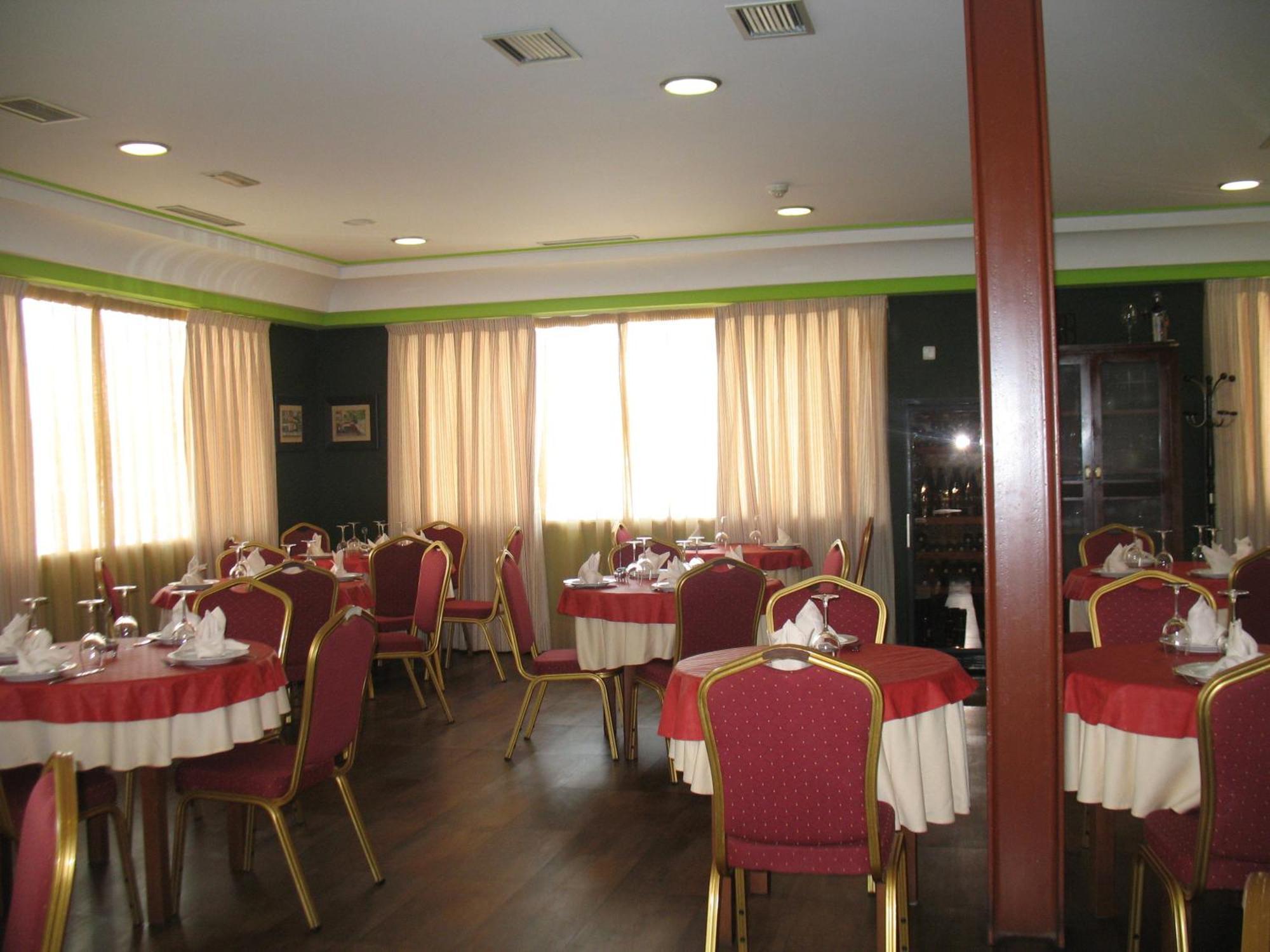Hostal Campestre La Cistérniga Екстериор снимка