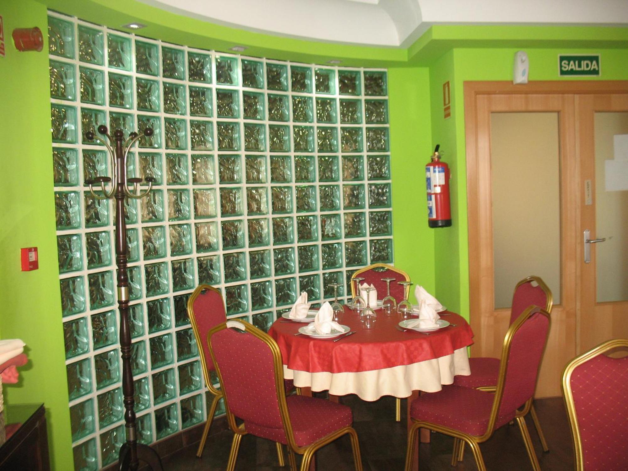 Hostal Campestre La Cistérniga Екстериор снимка