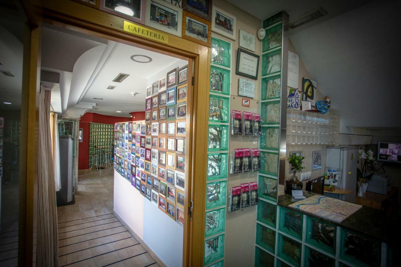 Hostal Campestre La Cistérniga Екстериор снимка