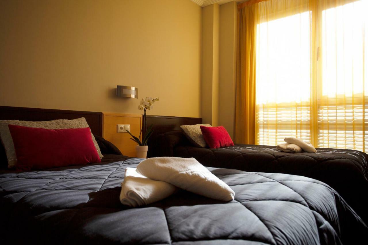 Hostal Campestre La Cistérniga Екстериор снимка