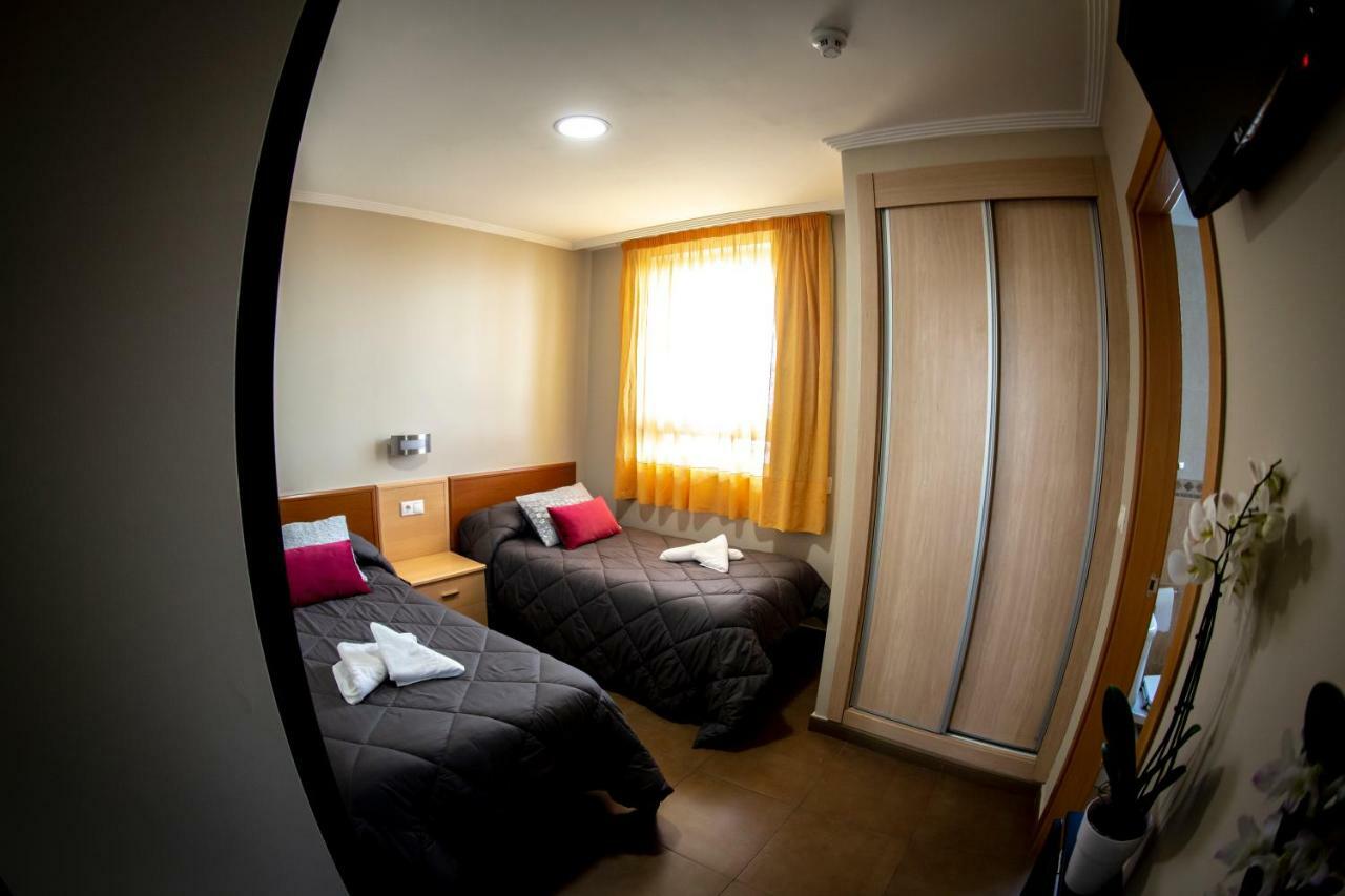 Hostal Campestre La Cistérniga Екстериор снимка