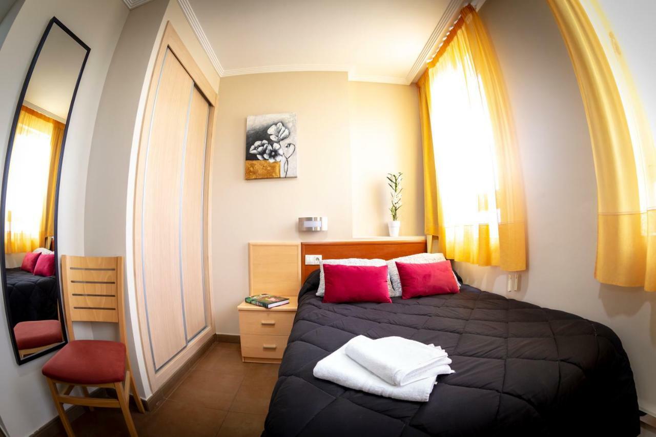 Hostal Campestre La Cistérniga Екстериор снимка